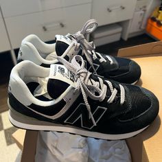 Brand New In Box! Women’s New Balance 574 In Black Size 7 Never Worn! Core Classic! Black New Balance Outfit, New Balance Shoes Black, Nike Balance, New Balance 574 Black, Black Sambas, Black New Balance, New Balances, Work Aesthetic, Outfit Pieces