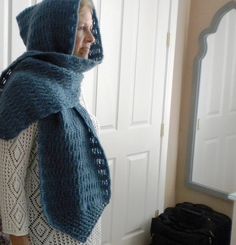 http://www.ravelry.com/patterns/library/lani-hooded-scarf Scarf With Hood, Crochet Hooded Scarf Pattern, Hooded Scarf Pattern, Turtleneck Hoodie, Crochet Hooded Scarf, Hoodie Scarf, Crochet Hood, Hood Pattern, Crocheted Scarf