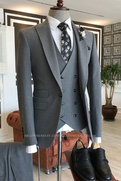 Three Piece Suit Mens, Engagement Suits, Suits For Guys, Wedding Suits Men Grey, Grey Mens Suit, Grey 3 Piece Suit, Formal Suits Men, Grey Suit Wedding