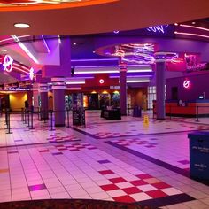 Neon aesthetic dreamcore Neon Mall Aesthetic, Retro Mall Aesthetic, Neon Movie Theater, Malls In The 80s, Liminal Arcade, Retro Movie Theater Aesthetic, 80s Mall Aesthetic, 80s Synthwave Aesthetic, Vaporwave Mall