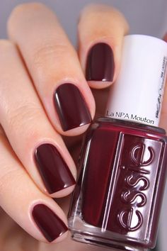 Brown Girl Nail Colors, Essie Shearling Darling, Essie Red Nail Polish, Burgundy Nail Polish, Essie Nails, Essie Colors, Inspiration Nails, Maroon Nails, Burgundy Nails