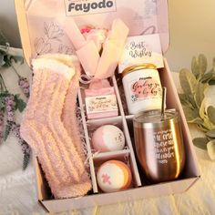 Happy Birthday Friendship, Pink Gift Basket, Gift Baskets For Women, Gift Boxes For Women, Women Friends, Spa Gift Box, Get Well Soon Gifts, Gift Sets For Women, Girly Gifts