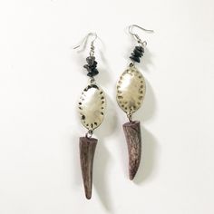 Antler & Obsidian Earrings. Antler Tip Earrings, Moosehide Earrings, Carved Antler Jewelry, Antler Earrings, Horn Earrings, Antler Jewelry, Antlers, Diy Jewelry, Jewelry Earrings Dangle