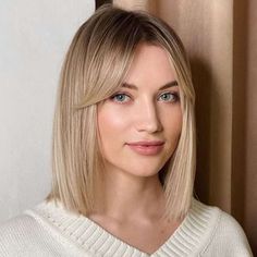 Fryzury damskie 2024 (87 zdjęć): krótkie, długie Med Haircuts, Cute Medium Length Hairstyles, Ombre Bob, Bob Haircut For Fine Hair, Lob Hairstyle, Haircuts Straight Hair, Haircuts For Fine Hair, Medium Hair Cuts, Hairstyles With Bangs