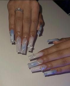 Acrylic Wedding Nails, Nails Art Simple, Nail Art 2022, Design Nails Art, Nail Art For Short Nails, Art For Short Nails, Nail Art Inspo, Fly Girls