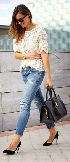 Everyday New Fashion: Jeans Brocade Top #fashion #beautiful #pretty Please follow / repin my pinterest. Also visit my blog http://easyvegetarianmeals.org/ Daily Look Outfits, Trendy Spring Outfits, Outfits 2016, Pink Lady, Cooler Look