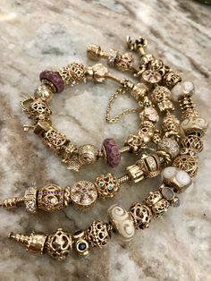 Pandora Bracelet Aesthetic Gold, Pandora Gold Charms, Pandora Gold Bracelet, Charm Bracelet Aesthetic, Gold Pandora Bracelet, Charm Bracelet Pandora, Bracelet Aesthetic, Pandora Bracelet Charms Ideas