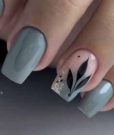 Gray Short Nail Designs, Gray Nail Designs Fall, Gray Fall Nails Ideas, Gray Fingernail Designs, Gray Tip Nails, Pink And Grey Gel Nails Short, Grey Nail Designs Fall Gray, Pink And Gray Nails Design, Aesthetic Nails Acrylic Summer