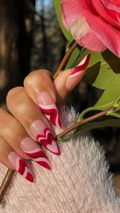 Nail Design Valentine, Valentine Nail Design, Pink Nails Heart, Valentine Day Aesthetic, Nail Inspo Nail Art, Bday Nails, Red Nail Art Designs, Red Nail Art, Valentine Nail Art