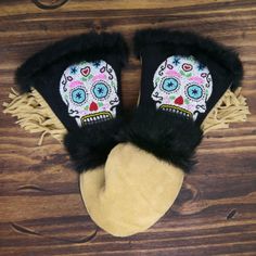 Astis Cortes Mitts Leather Mittens, Aztec Empire, Loft Insulation, Spanish Conquistador, Snow Fashion, Light Tan, Tan Suede, Mitten Gloves, Fur Trim