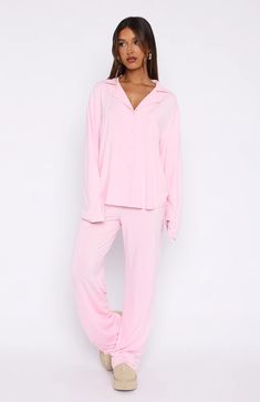 Pillow Talk Long Sleeve Pyjama Set Baby Pink | White Fox Boutique US Victoria Secret Clothing Outfits, Winter Pajama Set, Pj Sets Cute, Pink Christmas Pjs, White Fox Set, Pj Sets Women, Christmas Wishlist Ideas 2024, Pink Pajamas Aesthetic, Sleep Wear Aesthetic