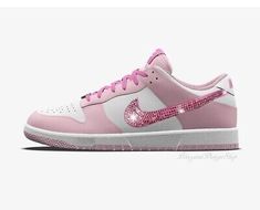 Glitter Nike, Womens Pink Sneakers, Swarovski Nike, Bedazzled Shoes, Pink Swarovski, Bling Shoes, Cute Nike Shoes, Shoes Custom, Girly Shoes