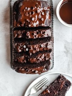 Baked Chocolate Banana Loaf - Inthemidnightkitchen Banana Loaf, Moist Banana Bread, Gluten Free Banana, Chocolate Cakes, Chocolate Drizzle, Fool Proof Recipes, Chocolate Cinnamon, Baking Tins, No Bake Treats