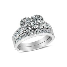 a heart shaped diamond engagement ring set