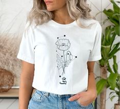 Leo Sign Shirt Zodiac Sign Tshirt Astrology Tee Birth Flower - Etsy Different Zodiac Signs, Leo Sign, Zodiac Gifts, Leo Zodiac, Flower Shirt, Measurement Chart, Birth Flower, Birth Flowers, Zodiac Sign