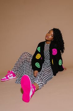 LALA ORIGINAL: Visionary Hand Knit Smiley Cardigan Maximalist Fashion, Eclectic Fashion, Green And Yellow, Outfits Casuales, Colorful Fashion, Smiley, Fashion Inspo Outfits, Chic Outfits, Plus Size Fashion