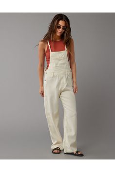 Soft, drapey linen-blend with stretch/Adjustable straps for a custom-to-you fit/Front kangaroo pocket/Belt loop at waist/Open back pockets/This is Real Good: Made with the planet in mind & a promise to continue to do better. Fall Linen Overalls, Casual Stretch Overalls At Cheap Price, White Courderoy Overalls, Grey Sweatpant Overalls, Bila Bong Overalls, Cotton Overalls With Sweater, High Waisted Overall, Beige Corduroy Overalls, Dressing Up Linen Overalls