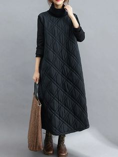 Simple Split-Joint High-Neck H-Line Quilted Midi Dress Black Turtle Neck, Seasons Winter, Ankle Dress, High Neck Designs, Dress Winter, Mode Casual, Linen Maxi Dress, High Neck Long Sleeve, Looks Chic