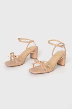 Nude High Heels - Ankle Strap Heels - Bow Heels - Block Heels - Lulus Champagne Bridesmaid Shoes, Bridesmaid Shoes For Long Dresses Heels, Moh Outfit, Fall Vineyard, Bridesmaid Color, Church's Shoes, Grooms Men, Nude Strappy Heels