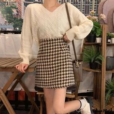 Olivia Mark - Retro High-Waisted Plaid Wool Blend A-Line Skirt with Figure-Hugging Silhouette Plaid Pencil Skirt Outfit, Houndstooth Skirt Outfit, Wool Skirt Outfit, A Line Skirt Outfits, Japan Outfits, Wool Midi Skirt, Pencil Skirt Outfits, Checkered Skirt, Plaid Pencil Skirt