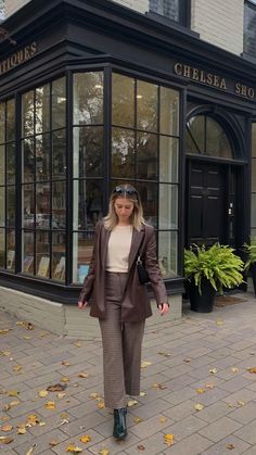 England Outfits, London Outfit Ideas, March Outfits, November Outfits, Fall Travel Outfit, October Outfits, France Outfits, Nyc Outfits, New York Outfits