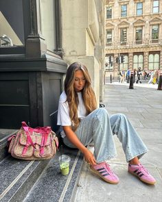 cc: bellastovey Pink Birkenstocks Outfits, Pink Adidas Shoes Outfit, Colorful Sneakers Outfit, Pink Adidas Outfit, Aesthetic Birkenstocks, Pink Sneakers Outfit, Pink Shoes Outfit, Adidas Gazelle Pink, Adidas Gazelle Outfit