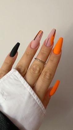 Ceo Nail Designs, Coffin Trendy Nails, Simple Nails Spring, Trendy Nails Coffin, Short Acrylic Nails Designs, Fire Nails, Fancy Nails