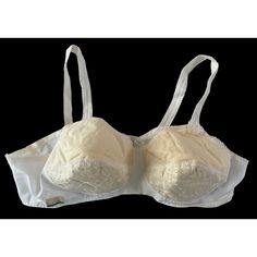 New Deadstock Vintage Bra By Celebrity 36a Ivory / Off White Embroidered Floral & Lace Usa Made Original Tags Still Attached Vintage Lingerie, Wild Party, Vintage Bra, Bra Lingerie, Vintage Lace, Lace Bra, Floral Lace, Women's Intimates, Accessories Design