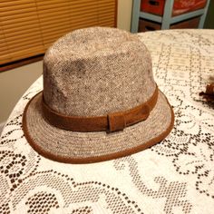 New With Tags! New Old Stock. From The Old Department Store Called Hills That Was Acquired By Ames. Both Of Which Are Out Of Business Now. Vintage Arlin Branded Tweed Woven Wool And Acrylic Blend Fedora Bucket Style Hat In Size Large Great Hat For Some Vintage Flair For This Fall And Winter Season! Check Out My Other Vintage Hats! Crossposted Collection Collectable Collector Collect Collectors Hat Fedora Autumn Accessories Accessory Accessorize Style Stylish Design Fashion Fashionable Tan Cream Brown Tweed Hat For Fall, Fall Tweed Hat With Short Brim, Fitted Tweed Hat For Fall, Casual Brown Tweed Hat, Fitted Tweed Hat Casual Style, Fitted Tweed Fall Hat, Casual Fitted Tweed Hat, Fitted Tweed Casual Hat, Spring Brown Wool Hat