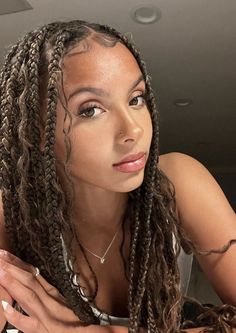 Festival Hair Black Women, Medium Knotless Braids, Champagne Nails, Medium Knotless, Goddess Braids Hairstyles, Box Braids Hairstyles For Black Women, Braids Hairstyles Pictures, Cute Box Braids Hairstyles, Protective Hairstyles Braids