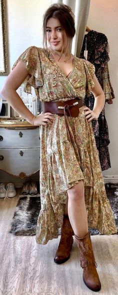 Country Dress Outfits, Boho Western Dress, Country Dresses With Boots, Country Girl Dress, Long Open Back Dress, Vestidos Country, Cowboy Core, Country Western Dresses, Cowboy Dress