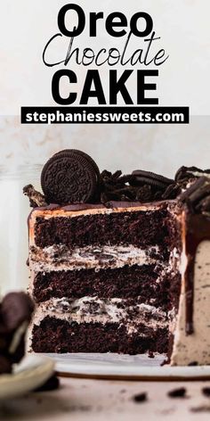 an oreo chocolate cake on a plate with the title overlay reads, how to make oreo chocolate cake