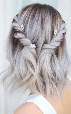 Half Uo Half Down Hair Styles Wedding Short, Hoco Hair Ideas Short Updo, Cute Hairstyles For Short Hair Prom, Hair Updo Short Hair Simple, Hair Ideas For Short Hair Wedding, Bridesmaid Hairstyles Shorthair, Hair Styles For Bridesmaids Short Hair, Short Simple Wedding Hair, Half Up Hairstyles For Short Hair Wedding