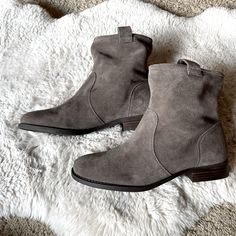 Sole / Society Natasha Ankle Boot ”Mushroom” Taupe-Y Grey Color Nwot - Brand New, Never Worn, Box Not Included Super Soft Suede Upper Boho-Chic Style Pull Handles On Either Side Of The Topline For Easy On/Off Textile Lining With Cushioned Footbed Almond Toe Approx. 6" Shaft Height Low Stacked Heel Camel Ankle Boots, Grey Ankle Boots, Slouchy Boots, Ankle Heels, Pull Handles, Sole Society, Perfect Shoes, Suede Booties, Black Booties