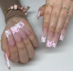 Alicja Core, Floral French Tip Nails, Floral French Tip, Anniversary Nails, Nails French Tips, Freestyle Nails, Acrylic Toes, Stylish Nails Designs