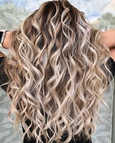 Human Hair Wigs Blonde, Long Face Hairstyles, Face Shape Hairstyles, Hot Hair Styles, Hair Styler, Long Curly Hair, Long Curly, Brazilian Hair, Remy Hair