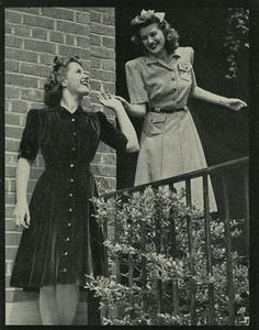 Women In Their 40s, 1940s Women, 1940s Woman, 1940s Dresses, Trendy Clothes