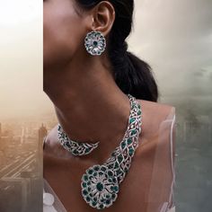 Syn Emerald Necklace Earring 925 S Silver Cocktail Party Wear Jewelry For Women Pakistani Jewellery, Color Stones Jewelry, Beautiful Jewelry Diamonds, Real Diamond Earrings, Bride Jewelry Set, Necklace With Diamond, Necklace Emerald, Modern Gold Jewelry, Green Pictures