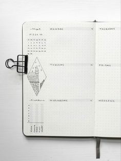 Harry Potter Weekly Spread, Weekly Spread Bullet Journal Minimalist, Bujo Minimalist Weekly, Bujo Inspiration Minimalist, Bujo Weekly Spread Minimalist, Simple Journal Design, Bujo Ideas Minimalist, Simple Bujo Spreads, Bullet Journal Weekly Spread Minimalist