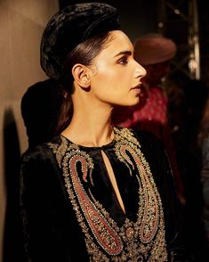 #Sabyasachi #TheGrandFinale #Shimmer  #LakmeFashionWeekGrandFinaleWinterFestive2016 @lakmefashionwk #IIIuminateBySabyasachi #LakmeIndia #LakmeFashionWeek @kishandasjewellery #KishandasForSabyasachi #TheWorldOfSabyasachi Sabyasachi Embroidery Details, Sabyasachi Embroidery, Sabyasachi Mukherjee, Lawn Design, Lakme Fashion Week, Embroidery Fashion, Pakistani Outfits, Hand Embroidery Designs, Embroidery Details