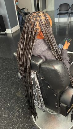 Large Knotless Feedin Braids, Single Braids Medium Size, Color Medium Knotless Box Braids, Medium Knee Length Box Braids, Knotless Medium Large Braids, Big Braids Small Parts, Large Black Knotless Braids, Med Large Knotless Box Braids, Mid Large Knotless Braids