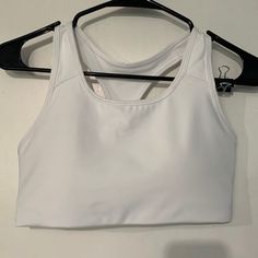 Conditions: Brand New Nike Fitted Bra-friendly Top, White Athleisure Fitted Bra, White Fitted Athleisure Bra, Fitted White Workout Bra, White Fitted Workout Bra, Fitted White Gym Bra, White Fitted Bra For Gym, Fitted White Bra For Gym, Nike Sleeveless Sports Bra For Summer