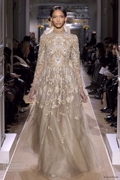 #Vallentino haute couture  S /S 2012 Organza Lace Dress, Ellie Saab, Dress Couture, Organza Lace, Wedding Inspirasi, Naeem Khan, Couture Mode