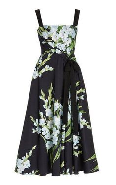 Carolina Herrera Dresses, Painterly Floral, Embellished Midi Dress, Designer Midi Dresses, Eclectic Fashion, Floral Fashion, Cute Summer Dresses, Ladies Dress Design, Tall Model