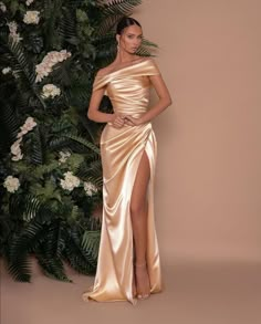 Gold Mermaid Prom Dress, Gold Mermaid Prom Dresses, Robes Glamour, Gold Mermaid, Mermaid Prom Dress, Pink Prom, Prom Dress Inspiration, Prom Dresses Online, Pretty Prom Dresses