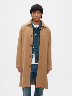 Warm, wool-blend over Tan Overcoat Outfit Men, Tan Pea Coat Outfits, Men’s Autumn Fashion, Camel Coat Outfit Men, Coat Outfit Men, Overcoat Outfit, Oversized Camel Coat, Tan Overcoat, Peacoat Outfit