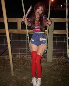 Grunge Halloween Costume Aesthetic, Chucky Costume Aesthetic, 80s Slasher Costumes, Hot Horror Costumes, Brown Haired Characters Halloween, Hot Chucky Costume, Horror Outfits Halloween