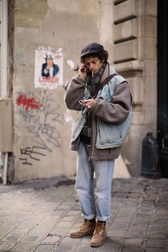 The Sartorialist, Thrifted Outfits, Mode Casual, Man Standing, Men Street, Streetwear Men Outfits, Other Outfits, Mode Inspo, Winter Mode