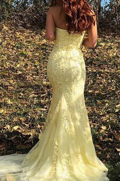 Рожеве плаття безготем з нанизками з щілиною з щілиною Yellow Prom Dress, Lilac Prom Dresses, Yellow Mermaid, Yellow Prom, Evening Dress Long, Mermaid Prom Dresses Lace, Prom Dresses Long Lace, Strapless Evening Dress, Formal Ball Gown