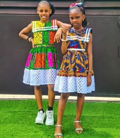 ✴️ This is a beautiful African children's dress. It is made with African print fabric and available for ordering. ✴️ This listing features one girl child (0-12)years ✴️ Please let me know the age of your child using the children's measurement guide ✴️ The Ankara fabric used is 100% cotton ✴️ It will be made to suit your exact measurement ✴️ The production process takes 3-5 business days while Shipping takes 4-5 business days ✴️ We ship through DHL express Please feel free to start an Etsy conver Children's Clothes Ankara, Children Wears Ankara, Children Styles For Gown, Style For Children Gown, Lace Style For Kids, Styles For Kids Dress, Girls Ankara Styles Children, Ankara Kids Dress Styles, Short Sleeve Patchwork Dress For Dress-up